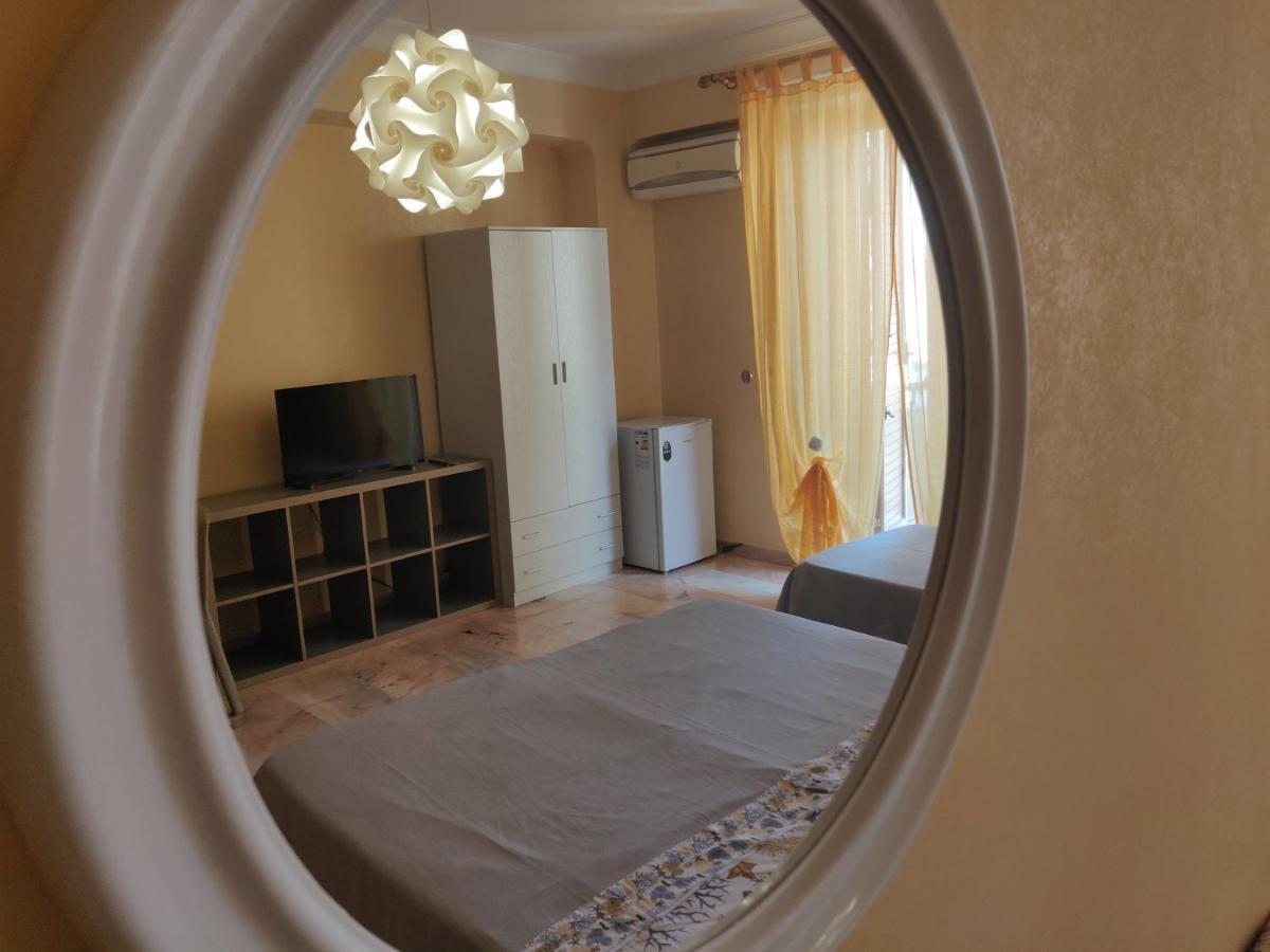 Bed & Breakfast Casa Vittoria Santo Stefano di Camastra Exterior photo